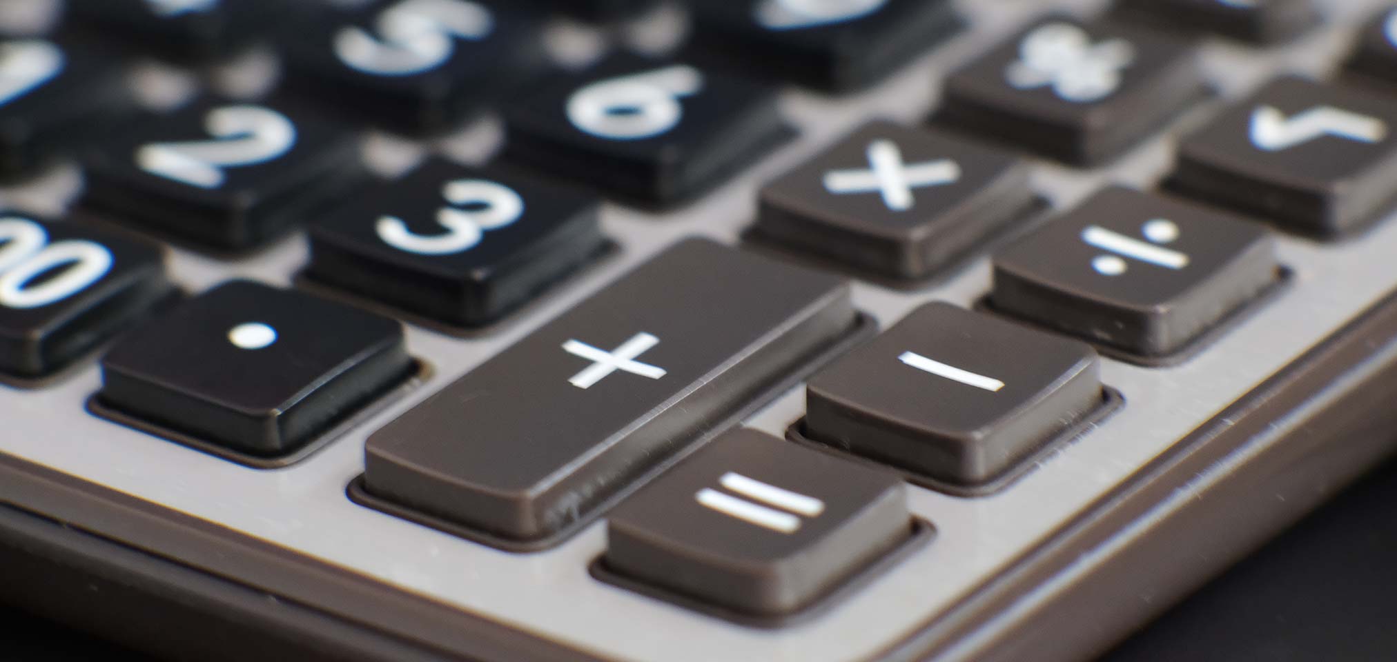 close up image of a calculator